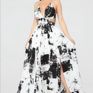 Black and white maxi dress!!!